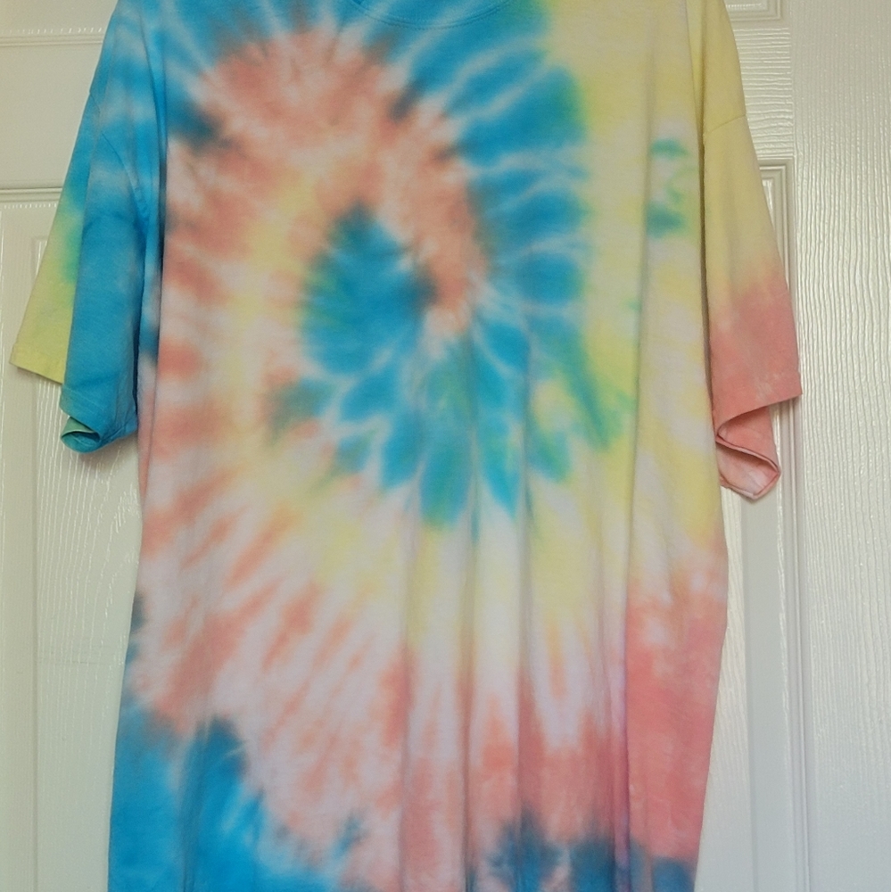 Tie dye shirt oversized